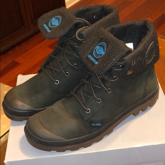 palladium winter boots mens